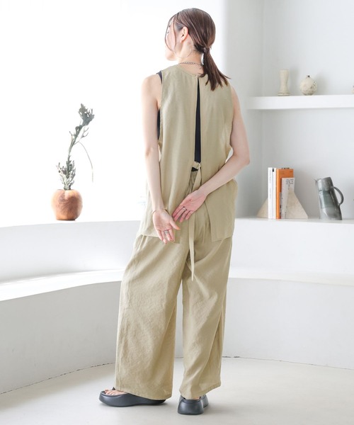 LEPSIM（レプシィム）の「バックオープンノースリブラウス　117919（シャツ/ブラウス・レディース・ベージュ/ライトブルー/ブラック・FREE）」の6枚目の写真