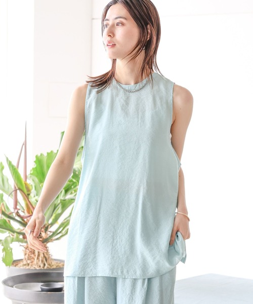 LEPSIM（レプシィム）の「バックオープンノースリブラウス　117919（シャツ/ブラウス・レディース・ベージュ/ライトブルー/ブラック・FREE）」の9枚目の写真