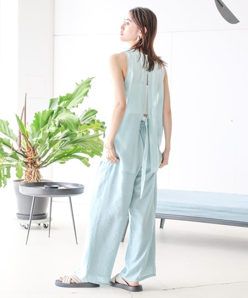 LEPSIM（レプシィム）の「バックオープンノースリブラウス　117919（シャツ/ブラウス・レディース・ベージュ/ライトブルー/ブラック・FREE）」の12枚目の写真