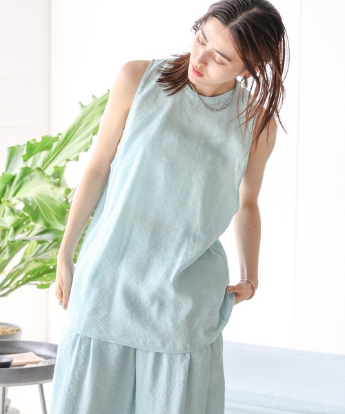 LEPSIM（レプシィム）の「バックオープンノースリブラウス　117919（シャツ/ブラウス・レディース・ベージュ/ライトブルー/ブラック・FREE）」の8枚目の写真