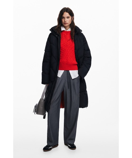 Desigual（デシグアル）の「COPENHAGUE パッド入りロングオーバーコート（ダウンジャケット/コート・レディース・ブラック/レッド・L/M/S/XS/XL）」の9枚目の写真