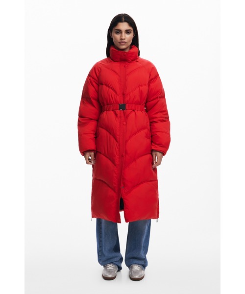 Desigual（デシグアル）の「COPENHAGUE パッド入りロングオーバーコート（ダウンジャケット/コート・レディース・ブラック/レッド・L/M/S/XS/XL）」の14枚目の写真