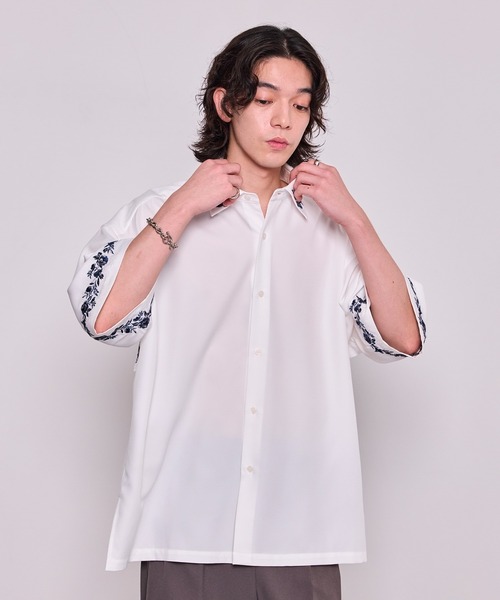 JUNRED(ジュンレッド)の「ヨークフラワーエンブロイダリーS/Sシャツ(シャツ/ブラウス・メンズ・ホワイト/ブラック・L/M/S)」の20枚目の写真