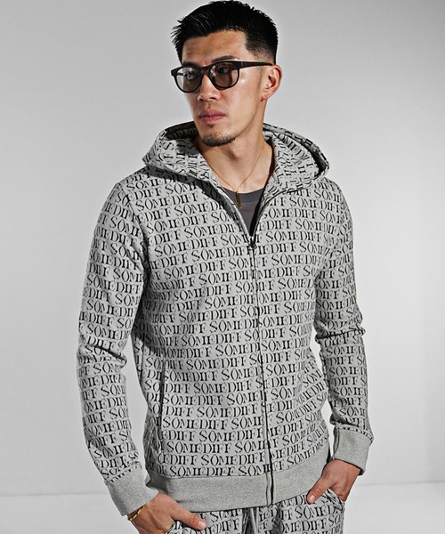 SOMEDIFF（サムディフ）の「【SOMEDIFF】総柄ジャガードフルジップパーカー メンズ（パーカー・メンズ・ホワイト/ネイビー・M/L/XL）」の5枚目の写真