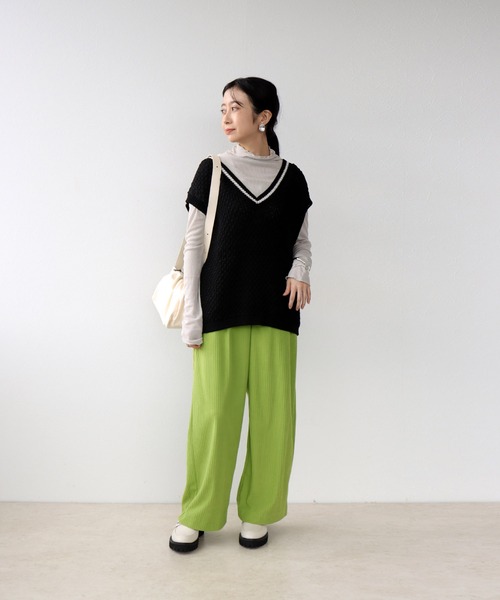 Jines(ジネス)の「ストレッチコーデュロイ イージーパンツ(その他パンツ・レディース・グレー/グリーン・38)」の6枚目の写真