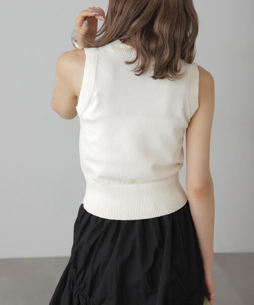 FREE'S MART（フリーズマート）の「◆Uネックノースリーブニット（ニット/セーター・レディース・ホワイト/レッド/グレー・FREE）」の20枚目の写真