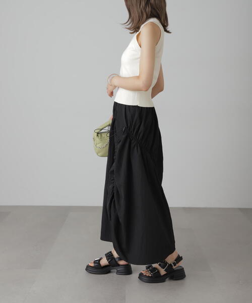 FREE'S MART（フリーズマート）の「◆Uネックノースリーブニット（ニット/セーター・レディース・ホワイト/レッド/グレー・FREE）」の17枚目の写真