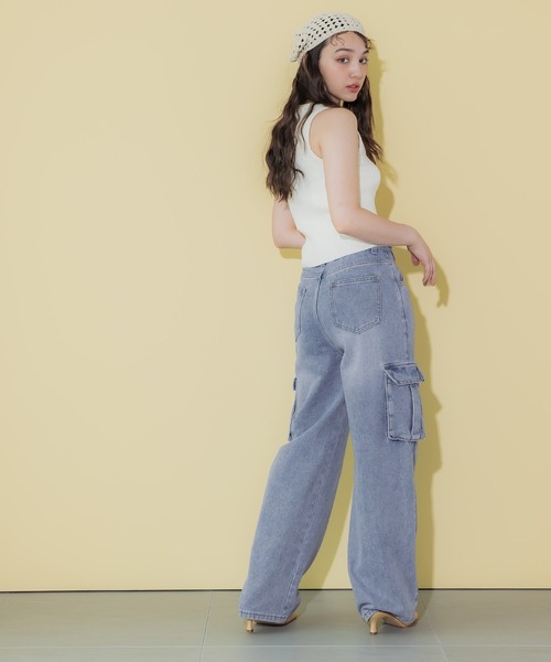 coca（coca）（コカ）の「ウエスト折り返しカーゴワイドデニム（デニムパンツ・レディース・ブルー/ブラック・S/M/L）」の10枚目の写真