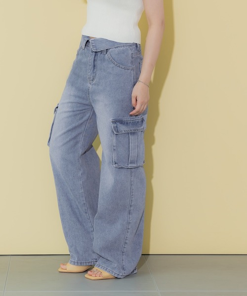 coca（coca）（コカ）の「ウエスト折り返しカーゴワイドデニム（デニムパンツ・レディース・ブルー/ブラック・S/M/L）」の13枚目の写真