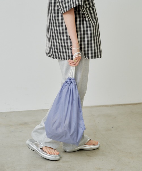 WHIMSIC（ウィムジック）の「【UNISEX】ナイロンナップサック（バックパック/リュック・メンズ・ホワイト/ブルー/オレンジ・ONESIZE）」の3枚目の写真