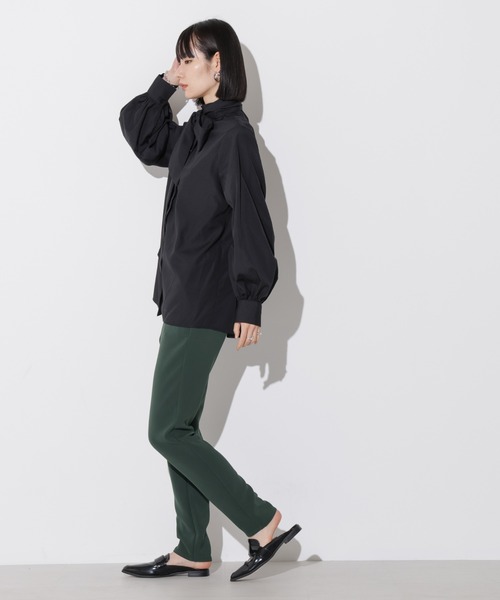 Apo(s)ture(アポスチャー)の「OLIVIA-001/合繊スリムパンツ(その他パンツ・レディース・ブラック/ベージュ/チャコール/グリーン・XS/S/M/L/XL)」の15枚目の写真