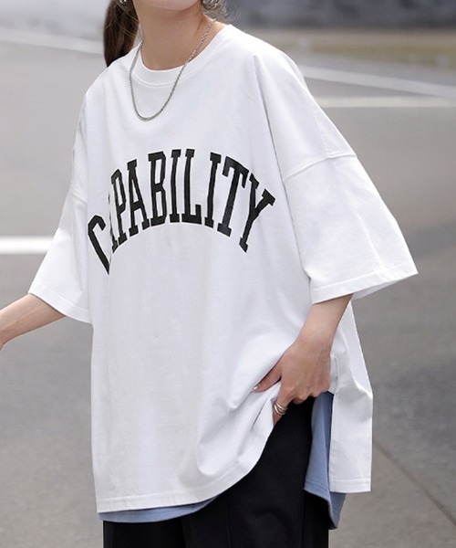 HUG.U(ハグユー)の「【選べる!半袖冷感 / 長袖】ロゴT「オーバーサイズ」(Tシャツ/カットソー・レディース・ベージュ/ネイビー/グレー系その他2/ホワイト/ライトグレー/レッド/ピンク/ライトカーキ/ホワイト系その他/ブラック/グレー系その他/ライトベージュ/ブラック系その他2/ベージュ系その他2/ホワイト系その他2/グレー系その他3/グリーン系その他2・FREE)」の3枚目の写真