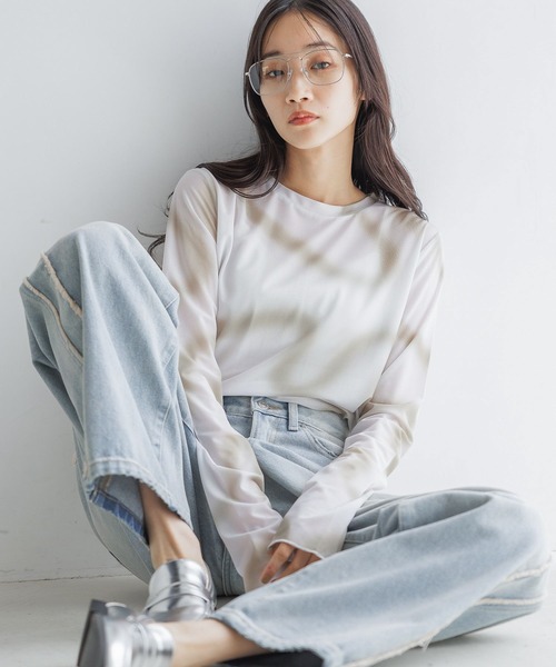 LOWRYS FARM（ローリーズファーム）の「シアーアソートクルーＬＳ　142651（Tシャツ/カットソー・レディース・アイボリー/ブラック/グレー/オフホワイト/ブラック系その他/ベージュ・FREE）」の5枚目の写真