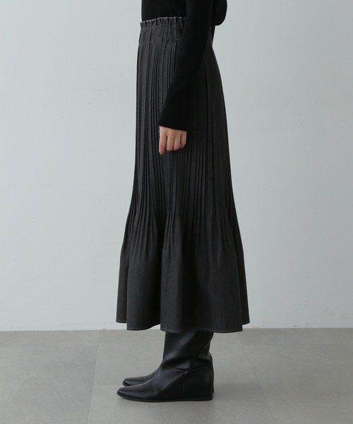 N.(N. Natural Beauty Basic)(エヌエヌナチュラルビューティーベーシック)の「◆デニムプリーツスカート(スカート・レディース・グレー/ワンウォッシュ・MEDIUM)」の10枚目の写真