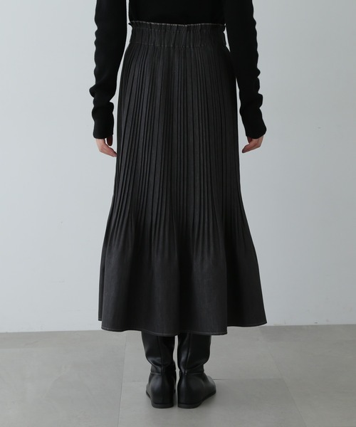 N.(N. Natural Beauty Basic)(エヌエヌナチュラルビューティーベーシック)の「◆デニムプリーツスカート(スカート・レディース・グレー/ワンウォッシュ・MEDIUM)」の11枚目の写真