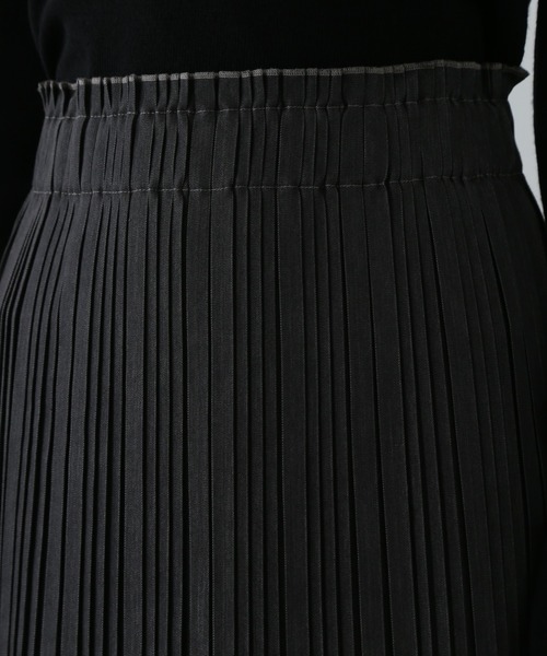 N.(N. Natural Beauty Basic)(エヌエヌナチュラルビューティーベーシック)の「◆デニムプリーツスカート(スカート・レディース・グレー/ワンウォッシュ・MEDIUM)」の12枚目の写真