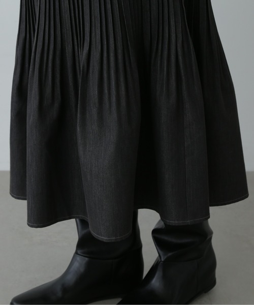 N.(N. Natural Beauty Basic)(エヌエヌナチュラルビューティーベーシック)の「◆デニムプリーツスカート(スカート・レディース・グレー/ワンウォッシュ・MEDIUM)」の13枚目の写真