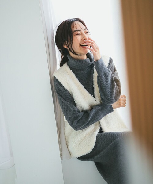 B:MING by BEAMS（ビーミングバイビームス）の「シャギー ニット ベスト（S～M）（ベスト・レディース・ブラウン/オフホワイト・MEDIUM/SMALL）」の13枚目の写真