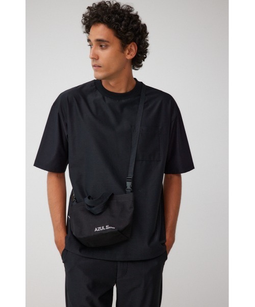 AZUL by moussy（アズールバイマウジー）の「キャンバス2WAYミニバッグ（ハンドバッグ・メンズ・ライトブルー/ブラック/カーキ/チャコールグレー/オフホワイト/マジェンタ・FREE）」の13枚目の写真