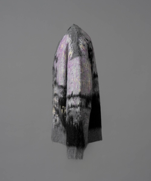 MAISON SPECIAL（メゾンスペシャル）の「《UNISEX》Prime-Over Landscape Painting V-Neck Knit Cardigan/プライムオーバーランドスケープペインティングVネックニットカーディガン 【MAISON SPECIAL/メゾンスペシャル】（カーディガン/ボレロ・メンズ・グレー/ブルー・1/2）」の14枚目の写真