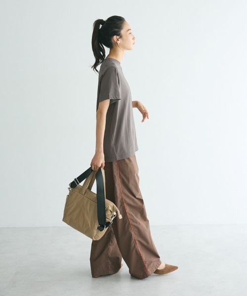 CRAFT STANDARD BOUTIQUE(クラフトスタンダードブティック)の「アソートロゴプリント半袖プルオーバー(Tシャツ/カットソー・レディース・ホワイト/ゴールド/シルバー/チャコールグレー/ブラック・FREE)」の11枚目の写真