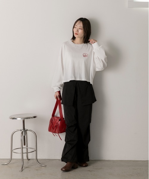 ad thie(アドティエ)の「ロゴ刺繍 ショート丈ロングTシャツ(Tシャツ/カットソー・レディース・ピンク/チャコール/ブラック/オフホワイト・FREE)」の13枚目の写真