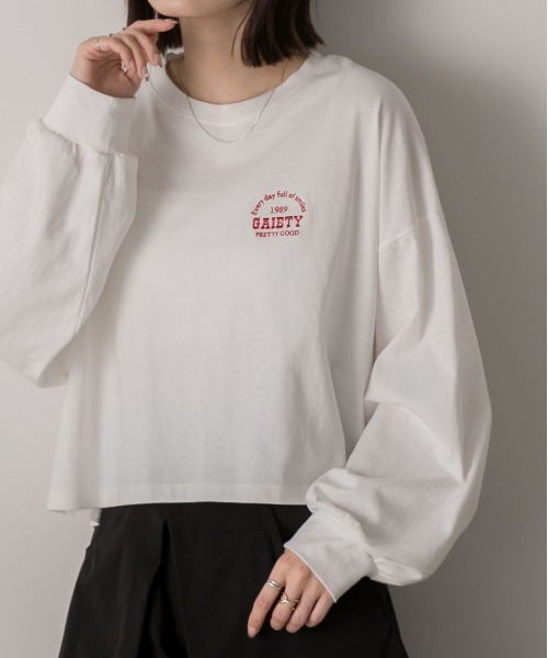 ad thie(アドティエ)の「ロゴ刺繍 ショート丈ロングTシャツ(Tシャツ/カットソー・レディース・ピンク/チャコール/ブラック/オフホワイト・FREE)」の15枚目の写真