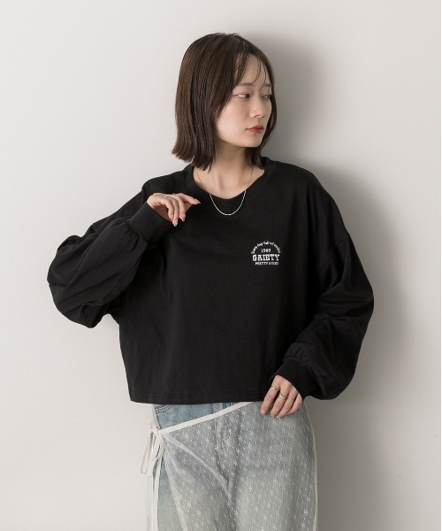 ad thie(アドティエ)の「ロゴ刺繍 ショート丈ロングTシャツ(Tシャツ/カットソー・レディース・ピンク/チャコール/ブラック/オフホワイト・FREE)」の21枚目の写真