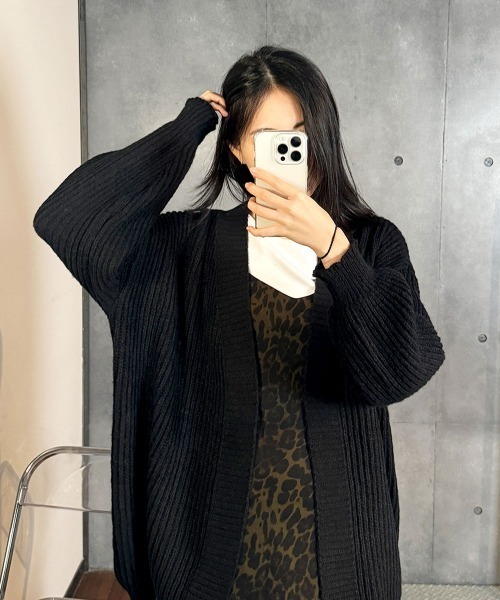 VIVID LADY(ビビッドレディー)の「オーバーフィットオープンニットカーディガン レディース ミディアム丈(Tシャツ/カットソー・レディース・アイボリー/ブラック/グレー/ベージュ・FREE)」の16枚目の写真