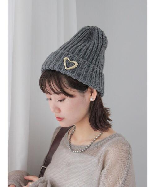 ehka sopo(エヘカソポ)の「ブローチ付ニットキャップ(ハット・レディース・グレー/ブラック/ベージュ・F)」の3枚目の写真