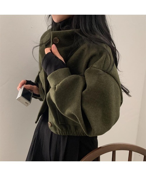 Ritzy(リッツィー)の「オーバーサイズ ショート丈 スタンドカラーブルゾン(ブルゾン・レディース・ブラック/グレー/カーキ/ベージュ・XL/M/L)」の20枚目の写真