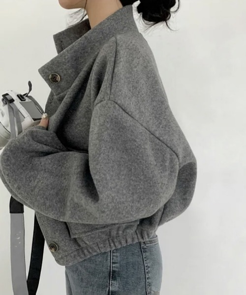 Ritzy(リッツィー)の「オーバーサイズ ショート丈 スタンドカラーブルゾン(ブルゾン・レディース・ブラック/グレー/カーキ/ベージュ・XL/M/L)」の15枚目の写真