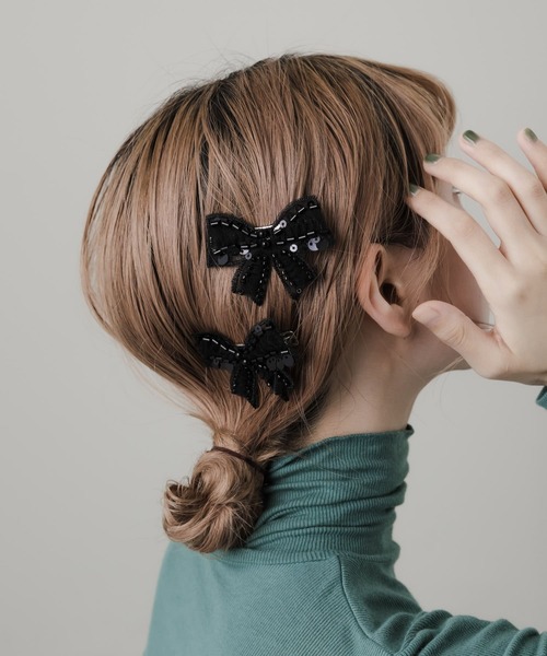 SMELLY（スメリー）の「リボンモチーフ2セットピン（ヘアピン・レディース・ブラック・-）」の3枚目の写真