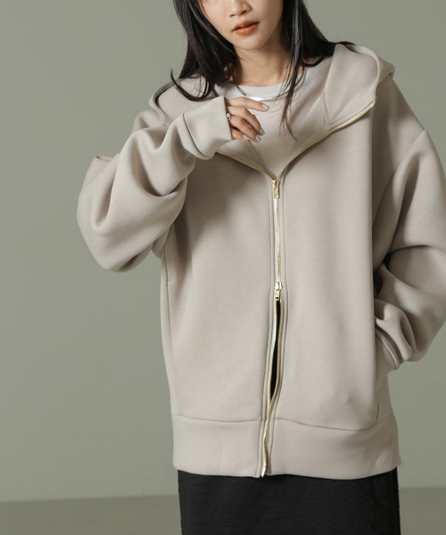 NANO universe（ナノユニバース）の「【WEB限定】テックダンボールダブルジップBIGパーカ男女兼用（パーカー・レディース・ブラック/ライトベージュ/オフホワイト/グレー・MEDIUM/LARGE）」の4枚目の写真
