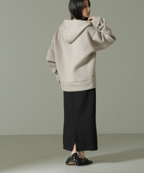 NANO universe（ナノユニバース）の「【WEB限定】テックダンボールダブルジップBIGパーカ男女兼用（パーカー・レディース・ブラック/ライトベージュ/オフホワイト/グレー・MEDIUM/LARGE）」の22枚目の写真