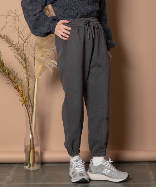 Bou Jeloud（ブージュルード）の「スウェットパンツ（スウェットパンツ・レディース・チャコールグレー/アイボリー/ブラック・38）」の18枚目の写真