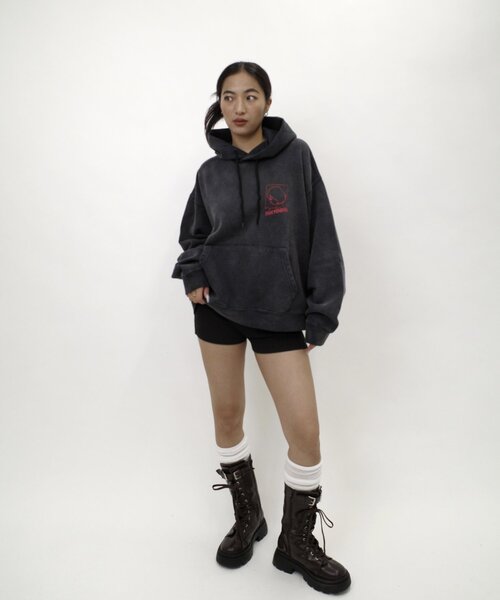 WHO'S WHO gallery（フーズフーギャラリー）の「【WEB限定】(UNISEX/ユニセックス) 東京ガールパーカー（パーカー・レディース・ネイビー/ライトグレー/ブラック・LARGE/X-LARGE）」の6枚目の写真