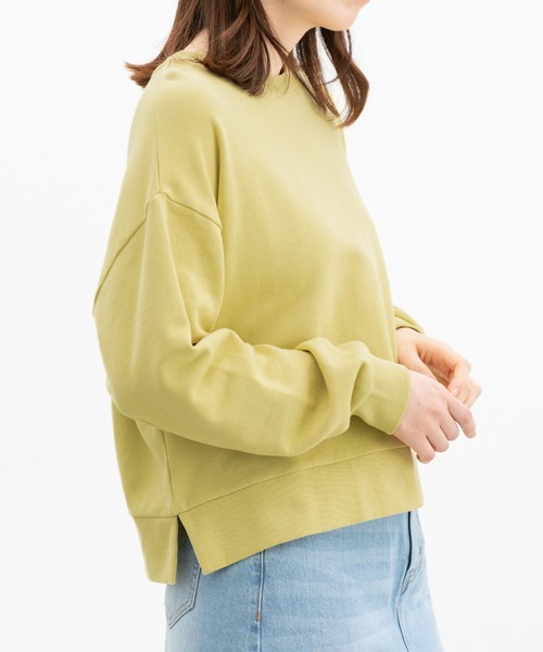 Honeys（ハニーズ）の「ショート丈ゆるスウェット（スウェット・レディース・イエロー/オフホワイト/ブラック/ピンク/杢グレー・L/S/M）」の4枚目の写真