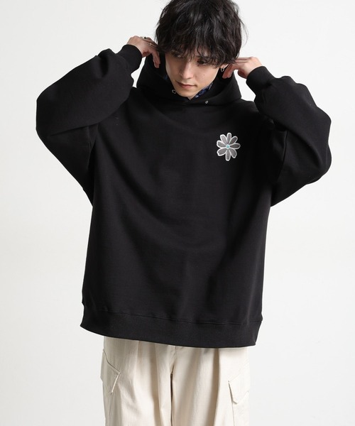 RAGEBLUE（レイジブルー）の「フラワー刺繍/ヘビーウェイト/裏毛スウェットパーカー（パーカー・メンズ・ブラック/アイボリー/ブラウン/ライトグレー・MEDIUM/LARGE）」の17枚目の写真