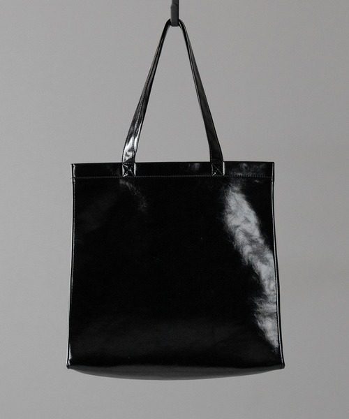 me+em select（ミームセレクト）の「※※【 ２color ／ 大容量 】フェイクレザービッグスクエアトートバッグ ／ fake leather big square tote bag（トートバッグ・レディース・アイボリー/ブラック・FREE）」の22枚目の写真