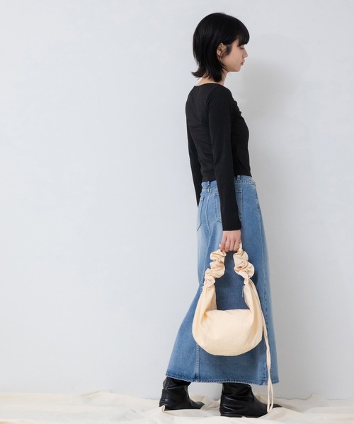 HEILIS(ヘイリス)の「ヘンリーネックロングTシャツ / 長袖 ロンT クロップド ショート丈 カットソー レディース 白 黒 グレー 秋服 冬服 春服 透け感(Tシャツ/カットソー・レディース・ホワイト/グレー/ブラック・FREE)」の15枚目の写真
