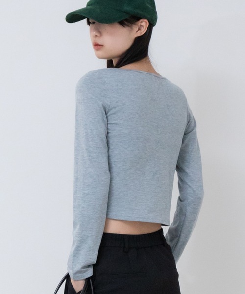HEILIS(ヘイリス)の「ヘンリーネックロングTシャツ / 長袖 ロンT クロップド ショート丈 カットソー レディース 白 黒 グレー 秋服 冬服 春服 透け感(Tシャツ/カットソー・レディース・ホワイト/グレー/ブラック・FREE)」の20枚目の写真