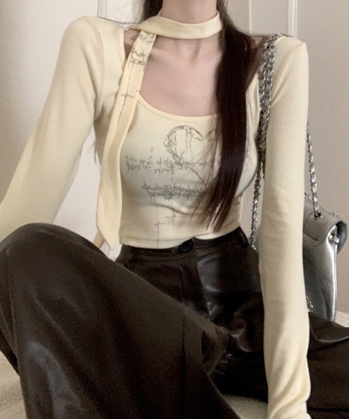 lilful(リルフル)の「スカーフ付 コンパクトフロントプリントロンT(Tシャツ/カットソー・レディース・アイボリー/グレー・L/M/S)」の13枚目の写真
