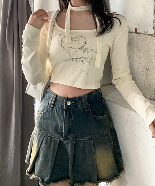 lilful(リルフル)の「スカーフ付 コンパクトフロントプリントロンT(Tシャツ/カットソー・レディース・アイボリー/グレー・L/M/S)」の6枚目の写真