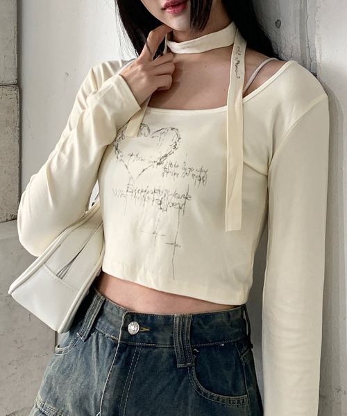 lilful(リルフル)の「スカーフ付 コンパクトフロントプリントロンT(Tシャツ/カットソー・レディース・アイボリー/グレー・L/M/S)」の4枚目の写真