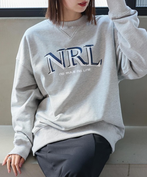 No Rule No Line（ノール－ルノーライン）の「フロントカレッジロゴデザイン スウェット トレーナー（スウェット・レディース・グレー/チャコール・FREE）」の7枚目の写真