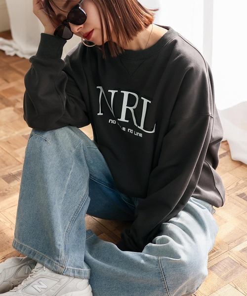 No Rule No Line（ノール－ルノーライン）の「フロントカレッジロゴデザイン スウェット トレーナー（スウェット・レディース・グレー/チャコール・FREE）」の22枚目の写真