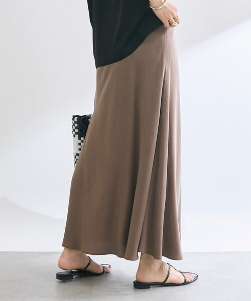 RIVE DROITE（リヴドロワ）の「【セットアップ可】ガーメントダイバイヤススカート（スカート・レディース・チャコールグレー/ライトグレー/ベージュ/ブラウン・36/38）」の14枚目の写真