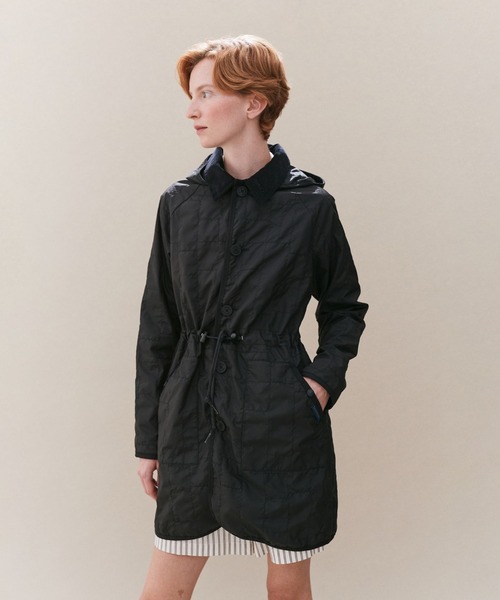 LAVENHAM（ラベンハム）の「Unwadded Gathered Waist Denston Womens / アンワディッド ギャザード ウエスト デンストン ウィメンズ（その他アウター・レディース・ベージュ系その他/ダークブラック・10/8/6/12）」の2枚目の写真