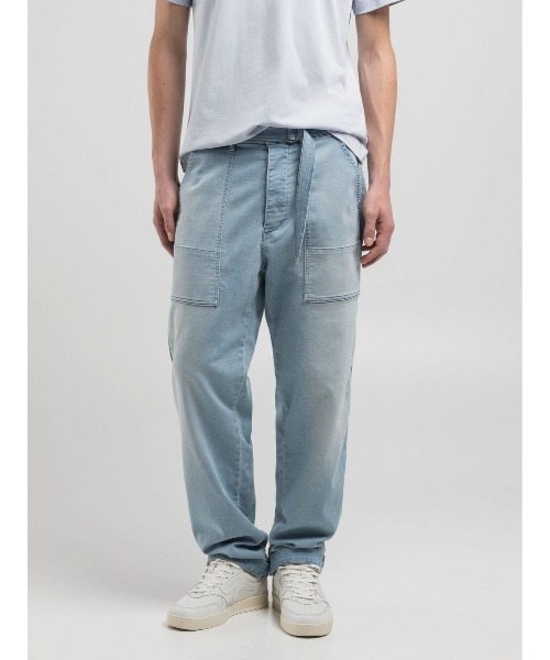 REPLAY(リプレイ)の「ストレートフィット ストレッチデニム(デニムパンツ・メンズ・ライトブルー・W28xL30/W30xL30/W32xL30/W34xL30)」の1枚目の写真